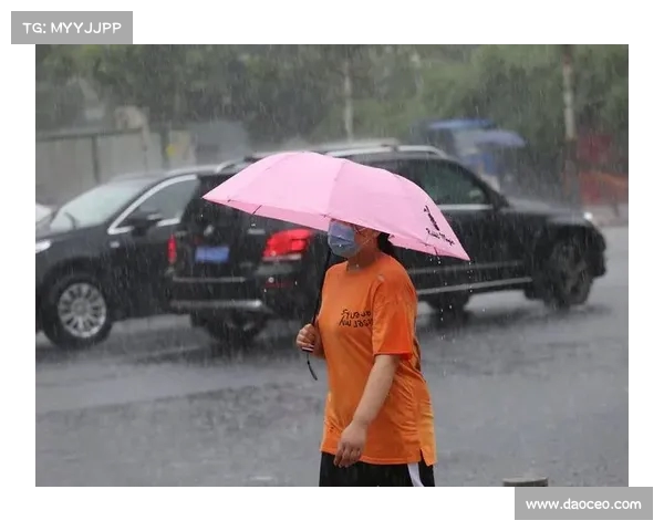 北京未来四天气温略降,持续降雨来袭,出门记得携带雨具防范突如其来的大雨 北京未来四天气温略降,持续降雨来袭,出门记得携带雨具防范突如其来的大雨